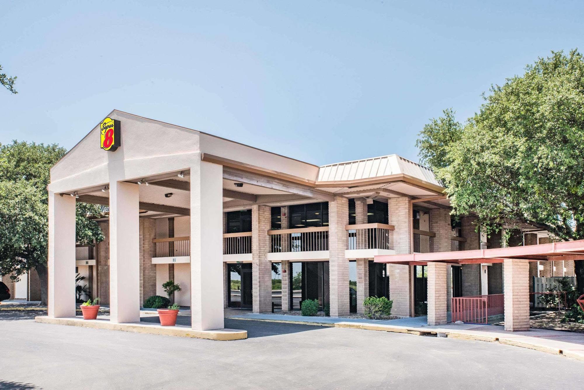 Super 8 By Wyndham Ozona Hotel Ngoại thất bức ảnh