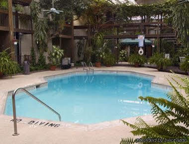Super 8 By Wyndham Ozona Hotel Ngoại thất bức ảnh